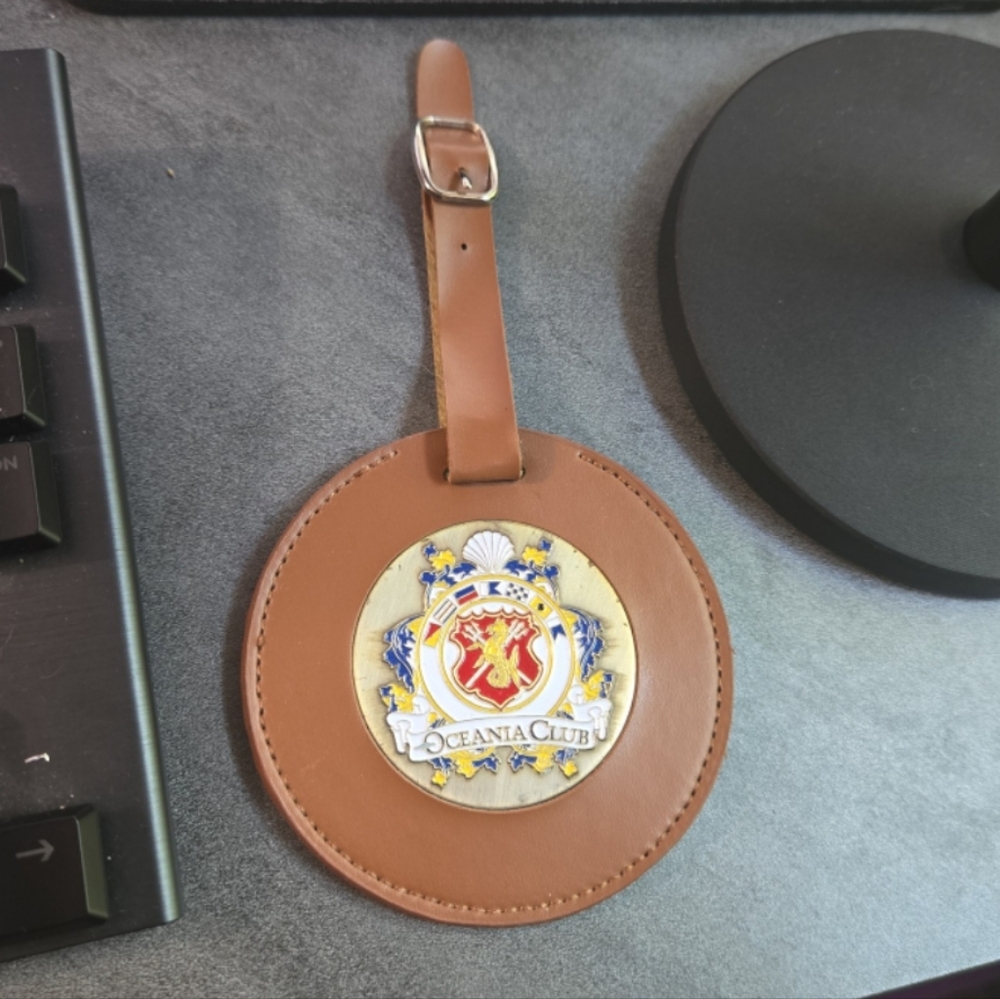 Oceania Cruise Club Leather Luggage Tag Collectors Travel Souvenir